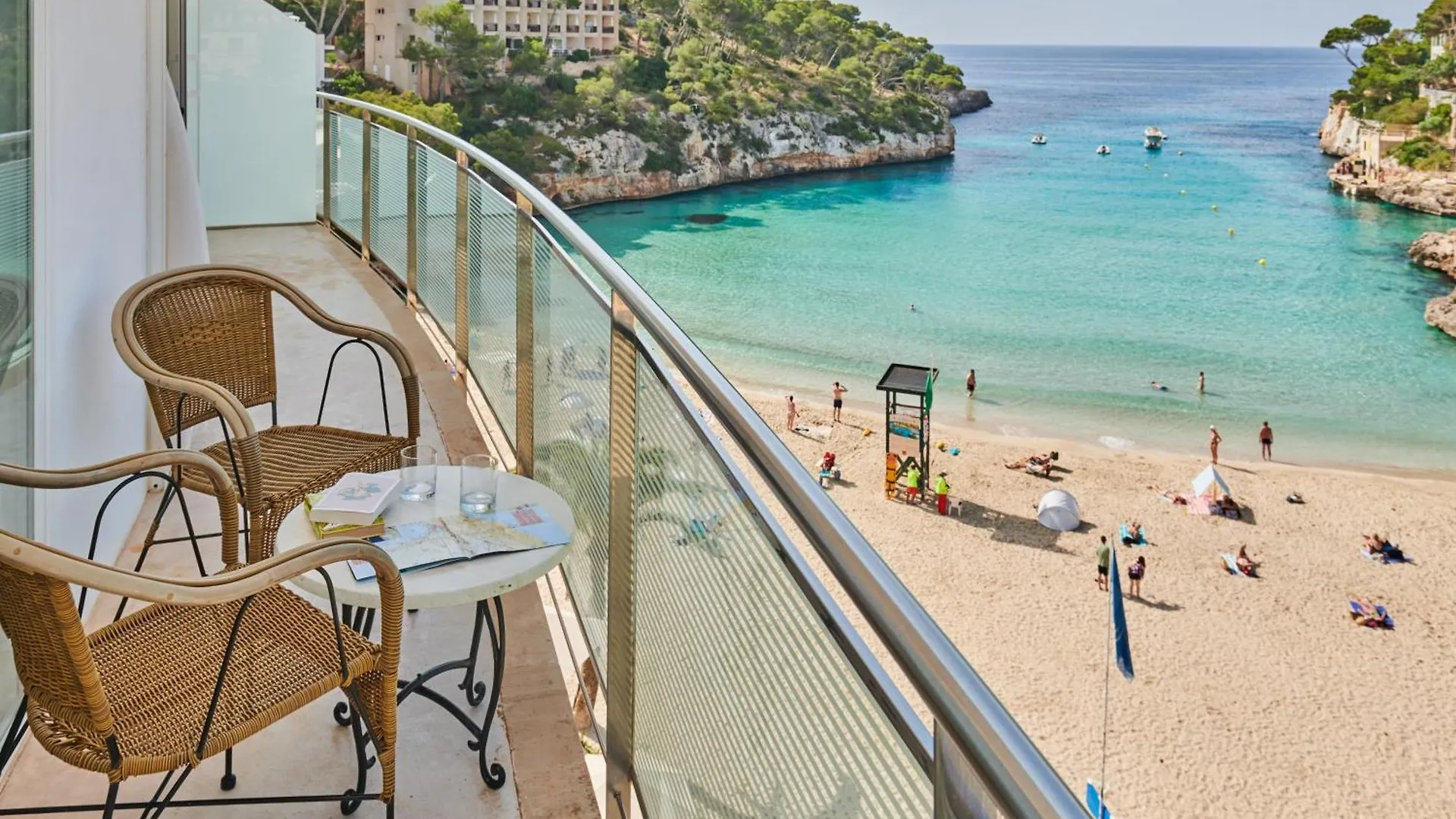 Hotel Apartamentos Cala 산타니 4*,  스페인