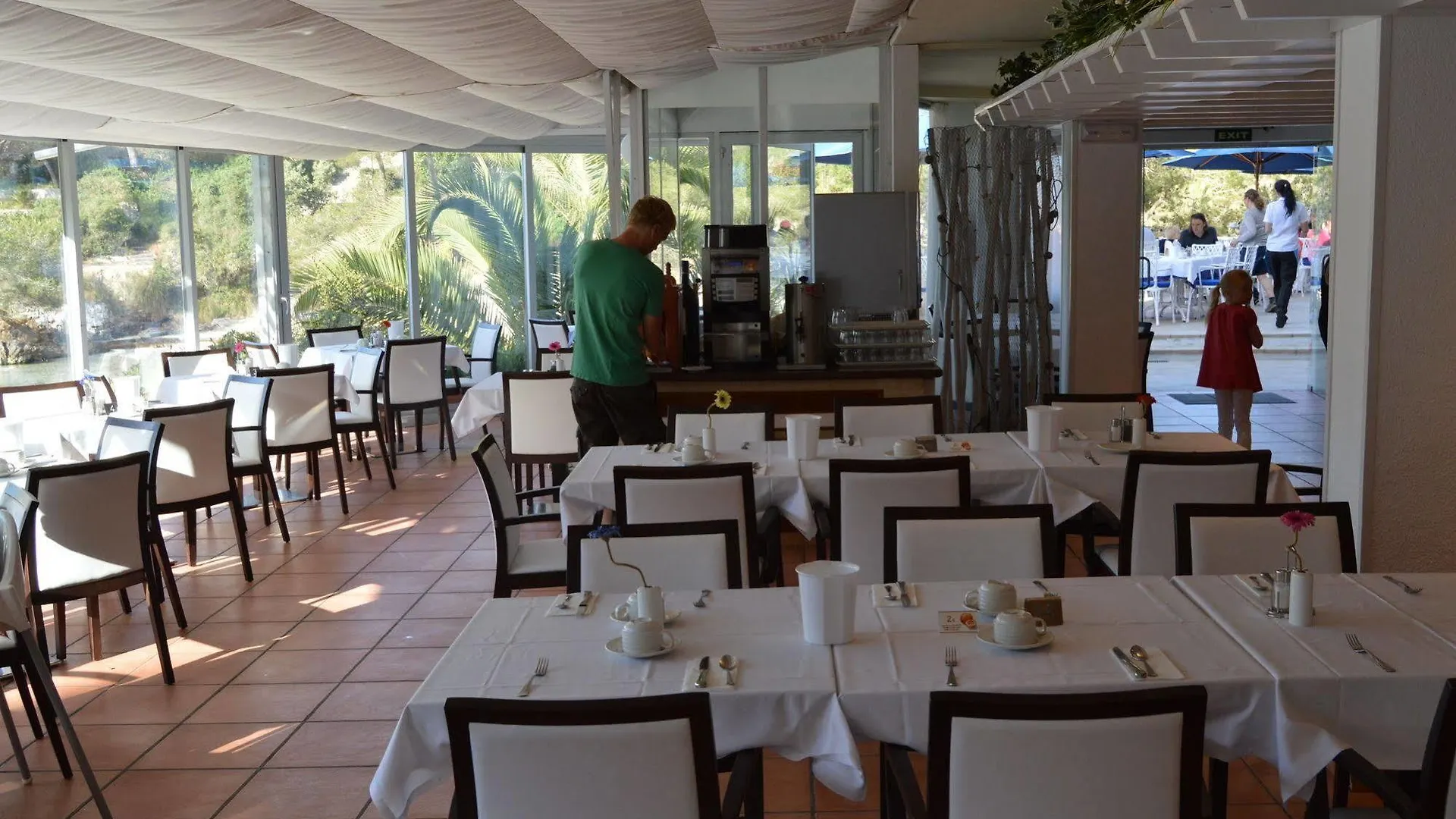 Hotel Apartamentos Cala 산타니 4*,  스페인